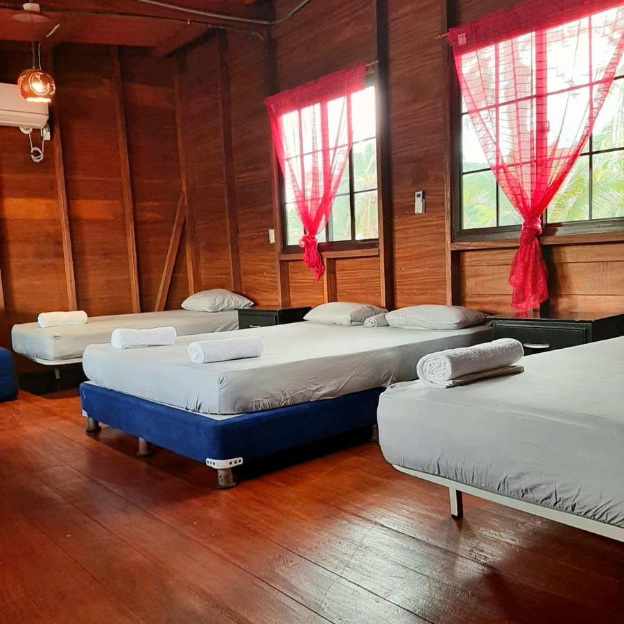 Paradise Island Beach Hotel Isla Grande Luaran gambar