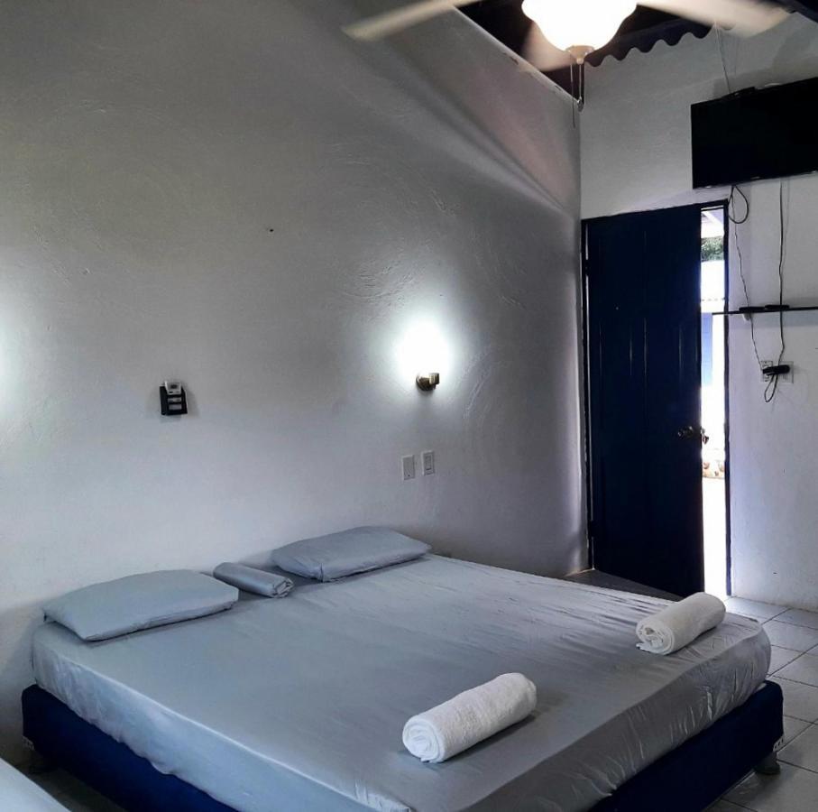 Paradise Island Beach Hotel Isla Grande Bilik gambar